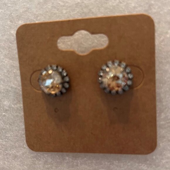 Sabika Earrings - Picture 1 of 1
